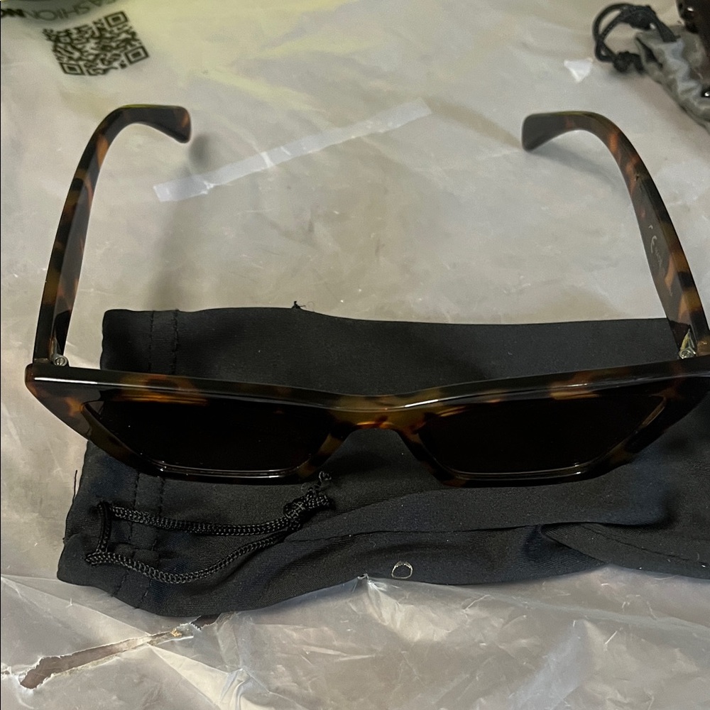 Tortoise Shell Cat Eye Sunglasses